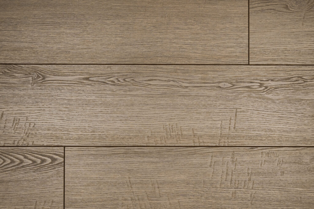 Ламинат 34 класса EVERSENSE Classic EL1052 Дуб Виктория натуральный