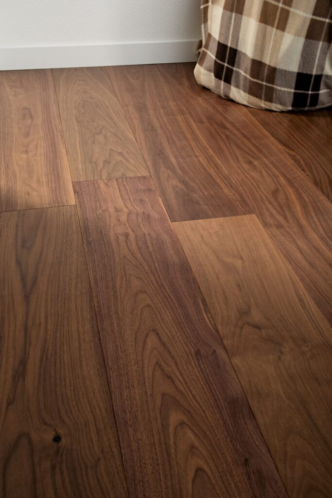 Ablux American Walnut (190, varnish)